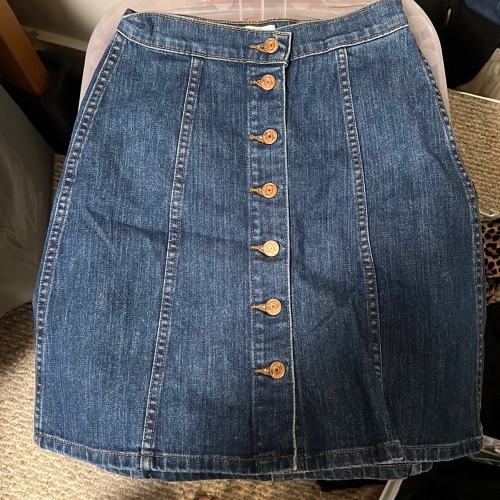 Euc jcrew button down denim skirt